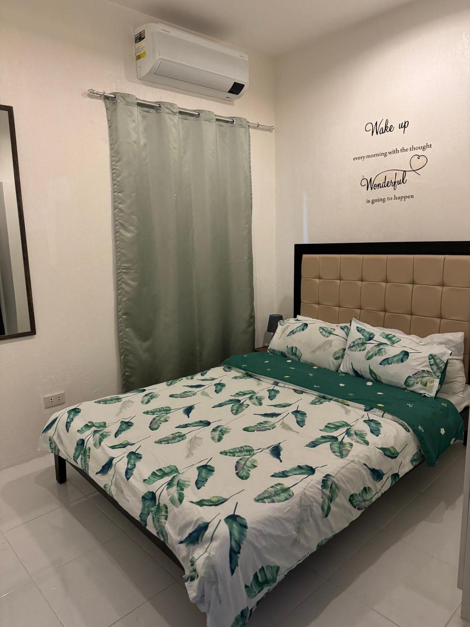 Home Away From Home. Bacolod Exterior photo