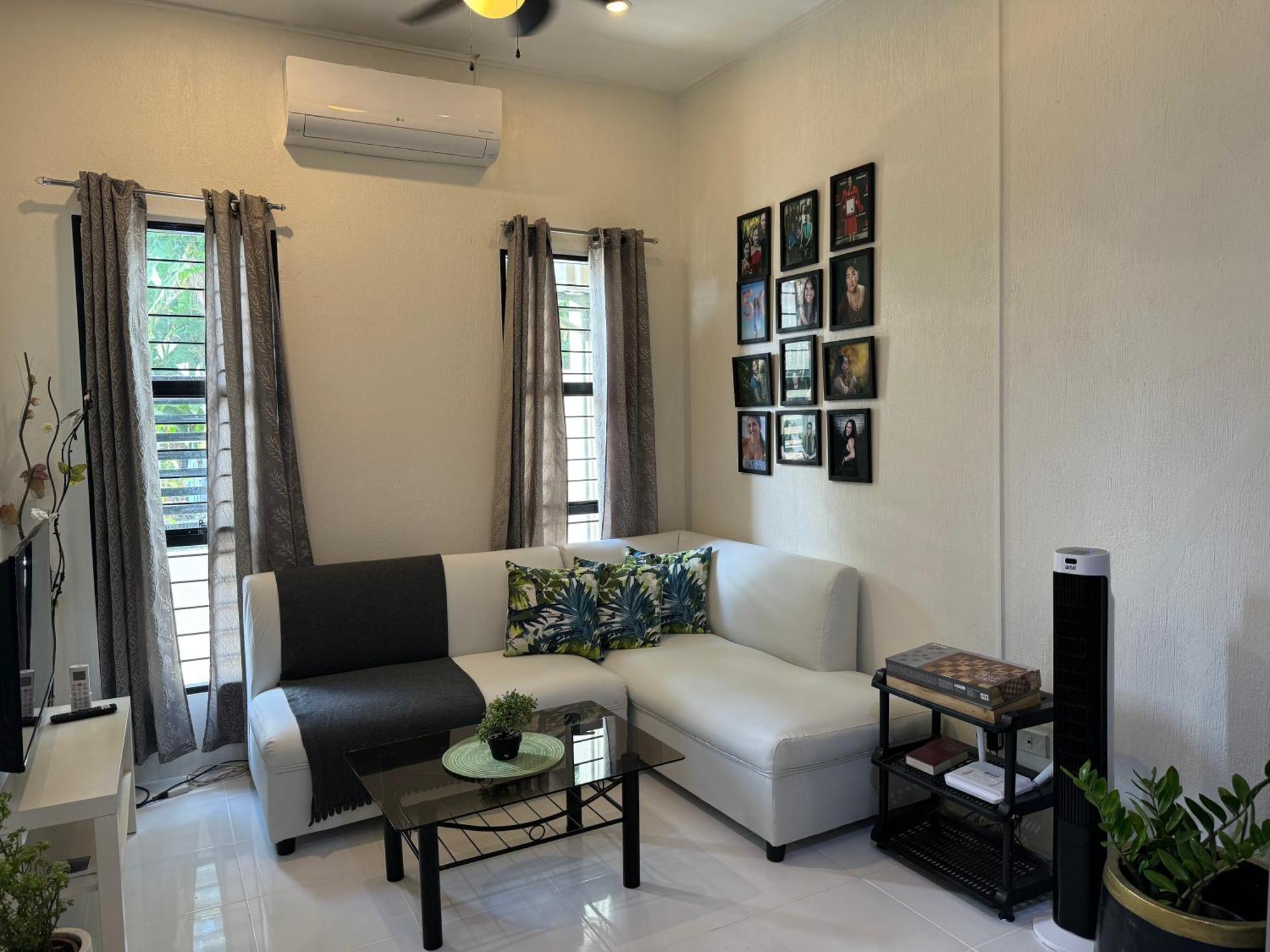 Home Away From Home. Bacolod Exterior photo
